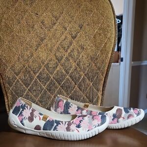 UIN Monet The Water Lily Pond V1 Menorca Slip On Ballet Flats Shoes Pink Gray